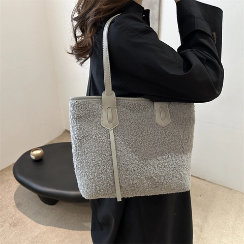 Women Trendy Nylon Fleece Large Capacity Tote Bag Urban Simple Solid Color Shoulder Bag Autumn Winter Casual Handbag