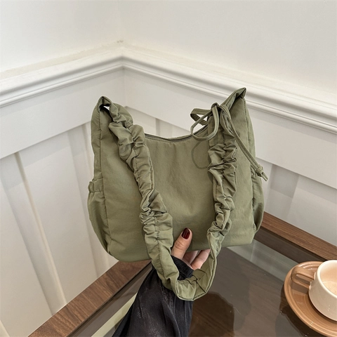Bolso de Hombro Plisado de PU Minimalista para Mujer Moda Color Sólido Gran Capacidad Bolso Tote Casual Viaje Diario Bolso con Correa Scrunchie