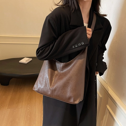 Bolso Tote de Cuero PU de Gran Capacidad para Mujer Vintage Hobo Bolso de Hombro Estilo Urbano Simple Color Sólido