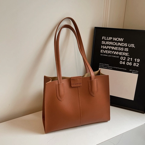 Women's Large Capacity PU Leather Tote Bag Urban Minimalist Shoulder Bag Solid Color Underarm Bag Vintage Daily Commute Handbag