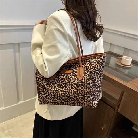 Women Leopard Print Large Tote Bag Urban Simple Vintage PU Leather Shoulder Bag Fashion Casual Travel Handbag Shopping Bag