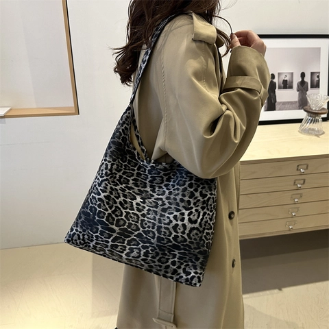 Borsa a Spalla Hobo da Donna con Stampa Leopardata Grande Capacità Borsa Tote in Pelle PU Casual Moda Quotidiana per Donna
