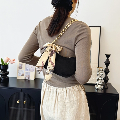 Women Vintage Frosted PU Leather Underarm Bag Fashion Gold Chain Shoulder Bag With Decorative Printed Silk Scarf Elegant Hobo Bag