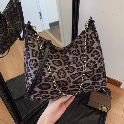 Vintage Leopard Print Nylon Tote Bag For Women Retro Large Capacity Hobo Shoulder Bag With Metal Chain Decorative Handbag Daily Use