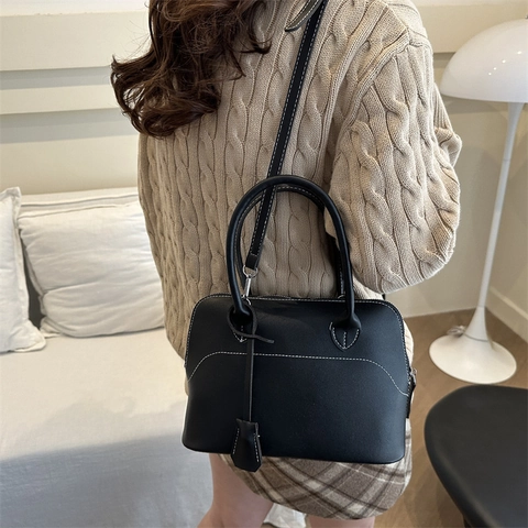 Borsa a Tracolla Donna in Pelle PU Retro con Cuciture a Contrasto Boston Handbag Casuale con Ciondolo Elegante Tote Bag