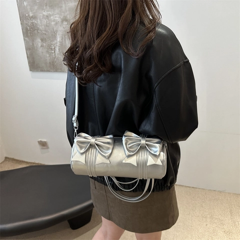 Borsa a Tracolla Cilindrica in Pelle PU di Moda Donna Grande Capacità Dolce Decorazione a Doppio Fiocco Borsa Sottobraccio