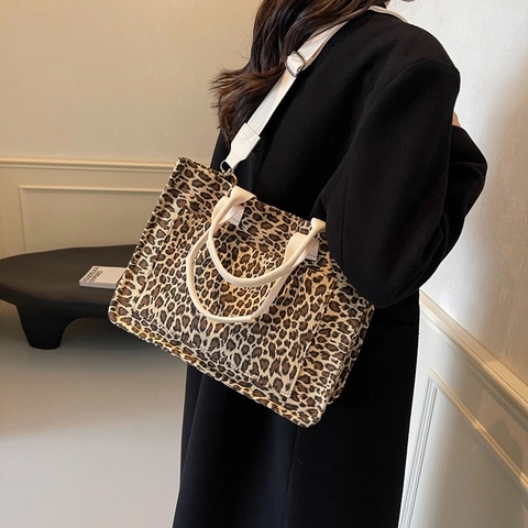 Borsa Tote in Nylon Con Stampa Leopardata Vintage da Donna Grande Capacità Borsa a Tracolla Casual Con Tracolla Regolabile
