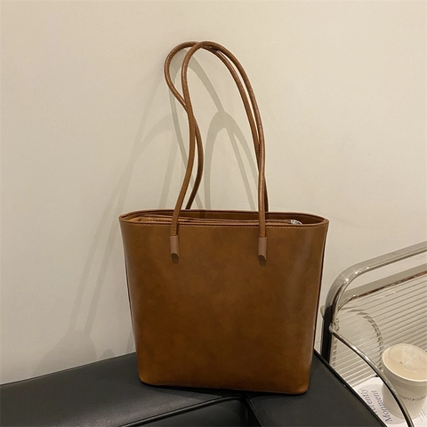 Women PU Leather Large Capacity Tote Bag Minimalist Solid Color Shoulder Bag Retro Casual Commuter Office Work Handbag