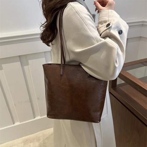Women PU Leather Large Capacity Tote Bag Minimalist Solid Color Shoulder Bag Retro Casual Commuter Office Work Handbag