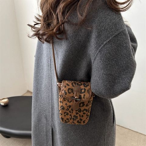 Borsa Porta Cellulare a Tracolla in Nylon con Stampa Leopardata Vintage Donna Piccola Borsa Quadrata con Bottone ad Alamaro