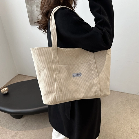 Women Fashion Corduroy Tote Bag Large Capacity Minimalist Shoulder Bag With Letter Patch Retro Casual Commuting Handbag