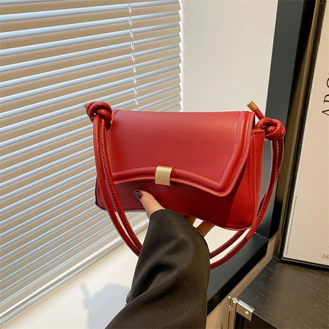 Bolso de Hombro Axila de Cuero PU de Moda para Mujer Color Sólido Minimalista con Solapa con Asa de Nudo Hebilla Dorada Casual Diario