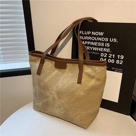 Sac Cabas Femme en Nylon Grande Capacité Minimaliste Motif Marbre Sac à Épaule pour Trajets Bureau Sac à Main Avec Pendentif Nuage