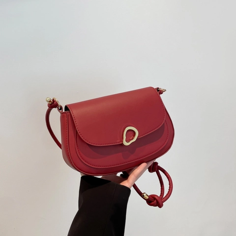 Vintage Große Kapazität PU Leder Satteltasche Schultertasche Für Damen Goldene Metallschnalle Geknoteter Gurt Achseltasche