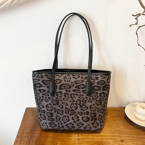 Retro Leopard Print Large Capacity Tote Bag For Women Nylon Stitching Magnetic Buckle Shoulder Bag Fashion Casual Handbag