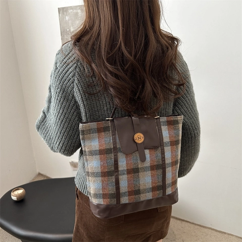Sac Fourre-tout en Lainage à Carreaux Vintage pour Femmes Grande Capacité Épissure en Cuir Sac à Bandoulière Style Preppy Sac à Main de Trajet Quotidien