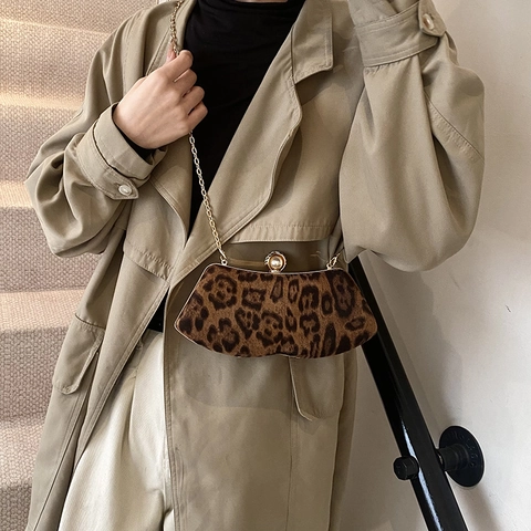 Pochette da Sera Vintage con Stampa Leopardata da Donna in Stile Francese Retrò con Chiusura a Perla Artificiale e Strass Borsa a Mano in PU e Peluche con Catena d'Oro