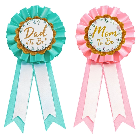 Mom To Be Dad To Be Distintivo a Rosetta Nastro di Satin Corsage per Baby Shower Gender Reveal Party Gravidanza Regali Spilla