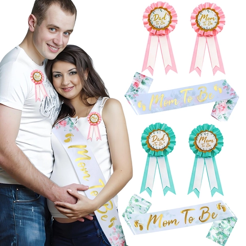 Baby Shower Mom Dad To Be Schärpe Abzeichen Kit Satin Blumen Bedruckt Goldfolie Beschriftung Gender Reveal Party Feier Zubehör