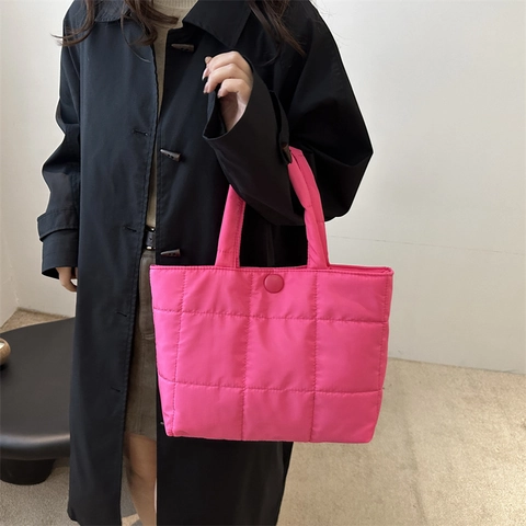 Large Capacity Cotton Quilted Tote Bag Square Grid Shoulder Bag Women Casual Commute Handbag With Magnetic Closure