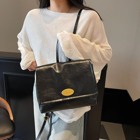 Vintage Oil Wax PU Leather Backpack For Women Large Capacity Minimalist Anti Theft Fashion Travel School Shoulder Bag