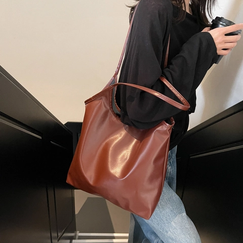 Borsa Tote in Pelle PU Stile Coreano Retro Grande Capacità Minimalista Borsa a Spalla Sottobraccio Donna per Lavoro Quotidiano