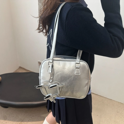 Women Vintage PU Leather Shoulder Bag With Heart Bow Charm Shiny Underarm Bag Elegant Solid Color Crossbody Tote Bag