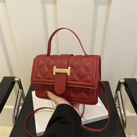 Bolso de Hombro de Nailon Acolchado para Mujer Minimalista Urbano Color Sólido Bolso Cuadrado Pequeño Con Cierre de Metal Dorado