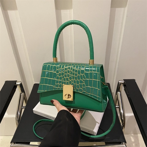 Fashion PU Leather Crocodile Pattern Square Bag Gold Metal Lock Korean Style Shoulder Messenger Bag For Women Daily Use