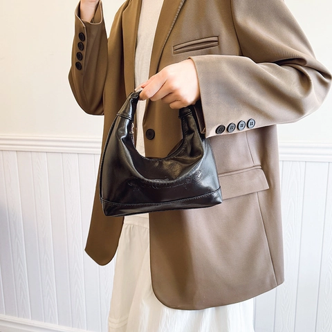 Damen Retro PU Leder Halbmond Schultertasche Minimalistische Hobo Tasche Mit Buchstabenprägung Goldener Schnalle