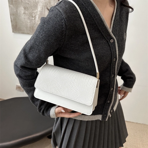 Bolso de Hombro Minimalista para Mujer con Solapa Tejida de Cuero PU Color Sólido Bolso de Axila Cuadrado Pequeño
