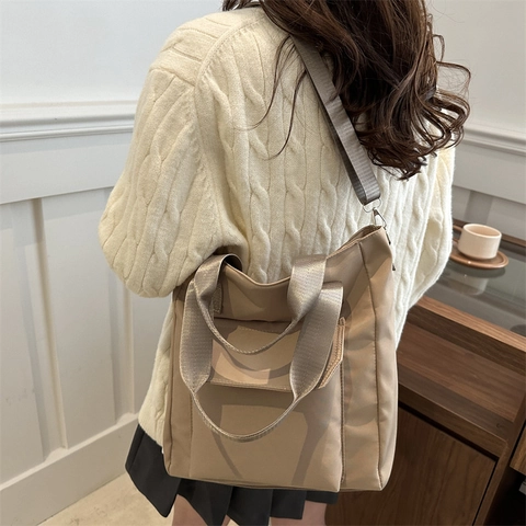 Damen Nylon Tragetasche Mit Großer Kapazität Mode Minimalistische Schultertasche Mit Vordertasche Umhängetasche Für Den Alltag