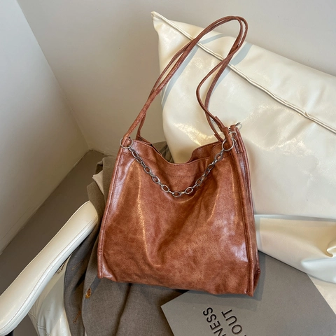 Vintage PU Leder Große Tote Bag Mit Metallkette Dekorative Umhängetasche Für Damen Täglich Pendeln Mode Trendige Tasche