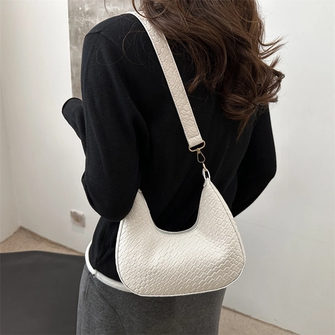 Damen Retro Geflochtene Nylon Hobo Bag Chic Achsel Schultertasche Mode Crescent Handtasche Für Den Täglichen Gebrauch