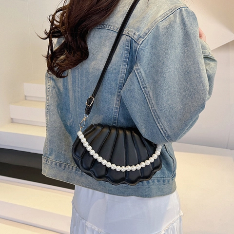 Elegante Dames PU Leren Schelpvormige Schoudertas Met Kunstparel Handvat Mode Geplooide Crossbody Tas Voor Dames