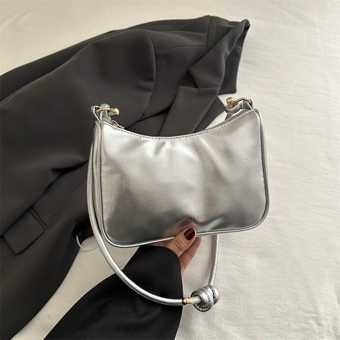 Bolso de Axila de Cuero PU Brillante Minimalista para Mujer Bolso de Hombro de Color Sólido a la Moda Con Correa de Nudo