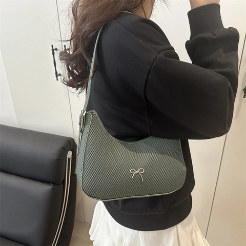 Dames Vintage Schoudertas Met Geweven Textuur En Metalen Strik Franse Stijl Halve Maan Onderarmtas Mode Casual PU Hobo Tas