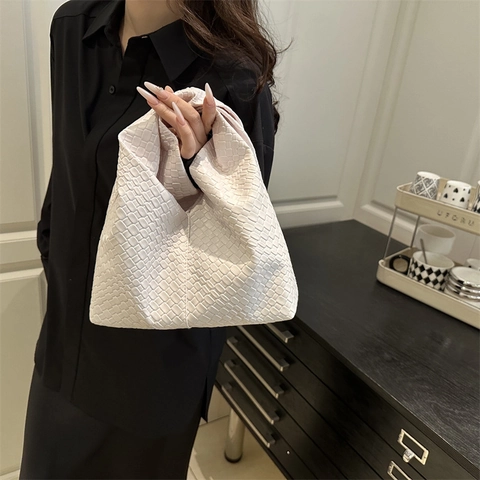 Retro Woven PU Leather Shoulder Bag Large Capacity Solid Color Handheld Tote Bag With Knot Detail Fashion Hobo Bag
