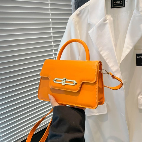 2025 Spring New Retro PU Leather Small Square Crossbody Bag For Women Trendy Fashion Handbag With Metal Lock And Adjustable Strap