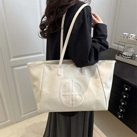 Women Large Capacity Retro PU Leather Tote Bag Minimalist Urban Style Fashion Shoulder Underarm Bag Solid Color Commuting Handbag