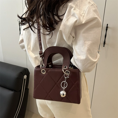 Niche Quilted Diamond PU Leather Shoulder Bag For Women Crossbody Handbag With Silver Ball Charm Elegant Square Bag