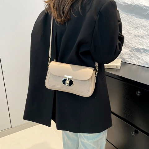 Retro Solid Color PU Leather Small Square Bag For Women Fashion Simple Crossbody Shoulder Bag With Metal T-Lock
