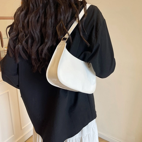 Women Shiny Patent Leather Underarm Bag Minimalist PU Shoulder Hobo Bag Large Capacity Retro Solid Color Handbag For Daily Work