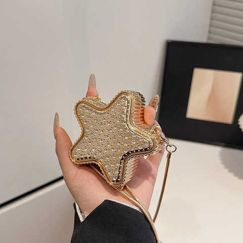 Borsa a Tracolla a Catena con Texture Metallica Decorativa a Farfalla Mini Individuale di Tendenza per Donna Borsa alla Moda con Motivo a Stella Pesce