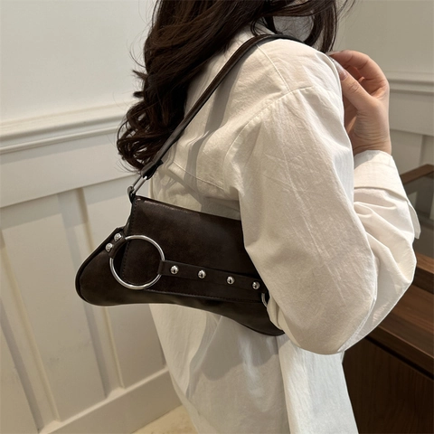 Women Retro PU Leather Bag Large Capacity Shoulder Bag With Metal Ring Rivets Vintage Urban Bag Crossbody Square Bag