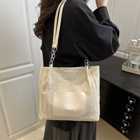 Große Kapazität Strohgeflecht Tragetasche Für Damen Farbblock Leder Tasche Metallkette Schultergurt Sommer Casual Tasche