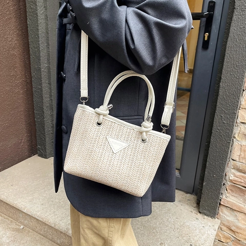 Damen Gewebte Stroh Eimertasche Mit PU Leder Patchwork Kontrastfarbe Mode Schultertasche Tragetasche Für Sommer Urlaub Strand