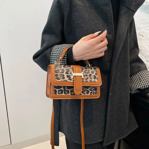 Vintage Leopard Print PU Leather Square Shoulder Bag For Women Fashion Crossbody Handbag With Metal Buckle Daily Commute Purse