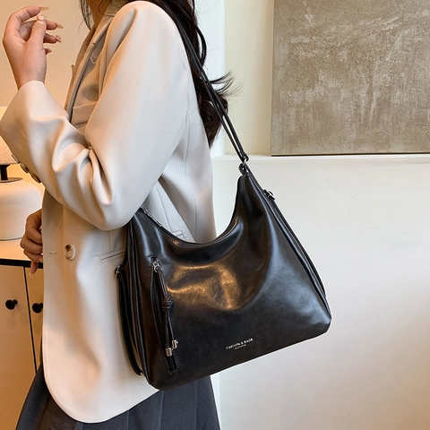 Women's Vintage PU Leather Hobo Tote Bag Large Capacity Urban Minimalist Shoulder Bag Retro Solid Color Commuter Handbag