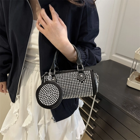 Women Punk Rivet Barrel Shoulder Bag PU Leather Metal Chain Tote With Round Coin Purse Y2K Large Capacity Crossbody Bag